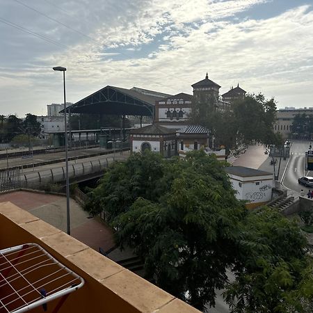 Piso De 3 Dormitorios Con Garaje Jerez de la Frontera Bagian luar foto