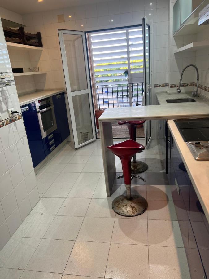 Piso De 3 Dormitorios Con Garaje Jerez de la Frontera Bagian luar foto