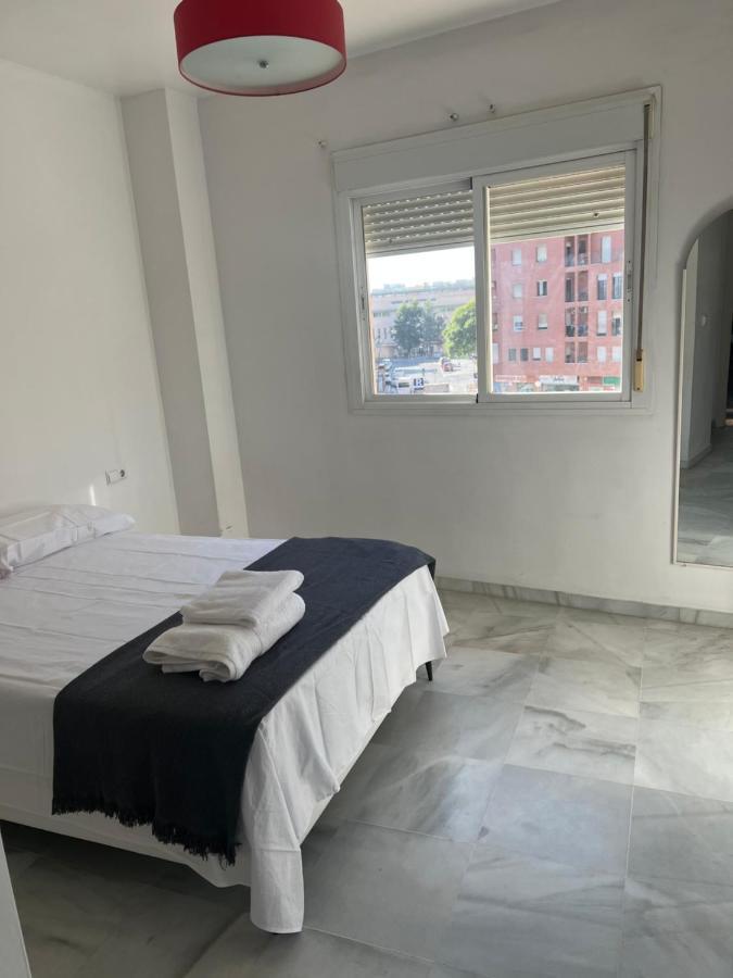 Piso De 3 Dormitorios Con Garaje Jerez de la Frontera Bagian luar foto